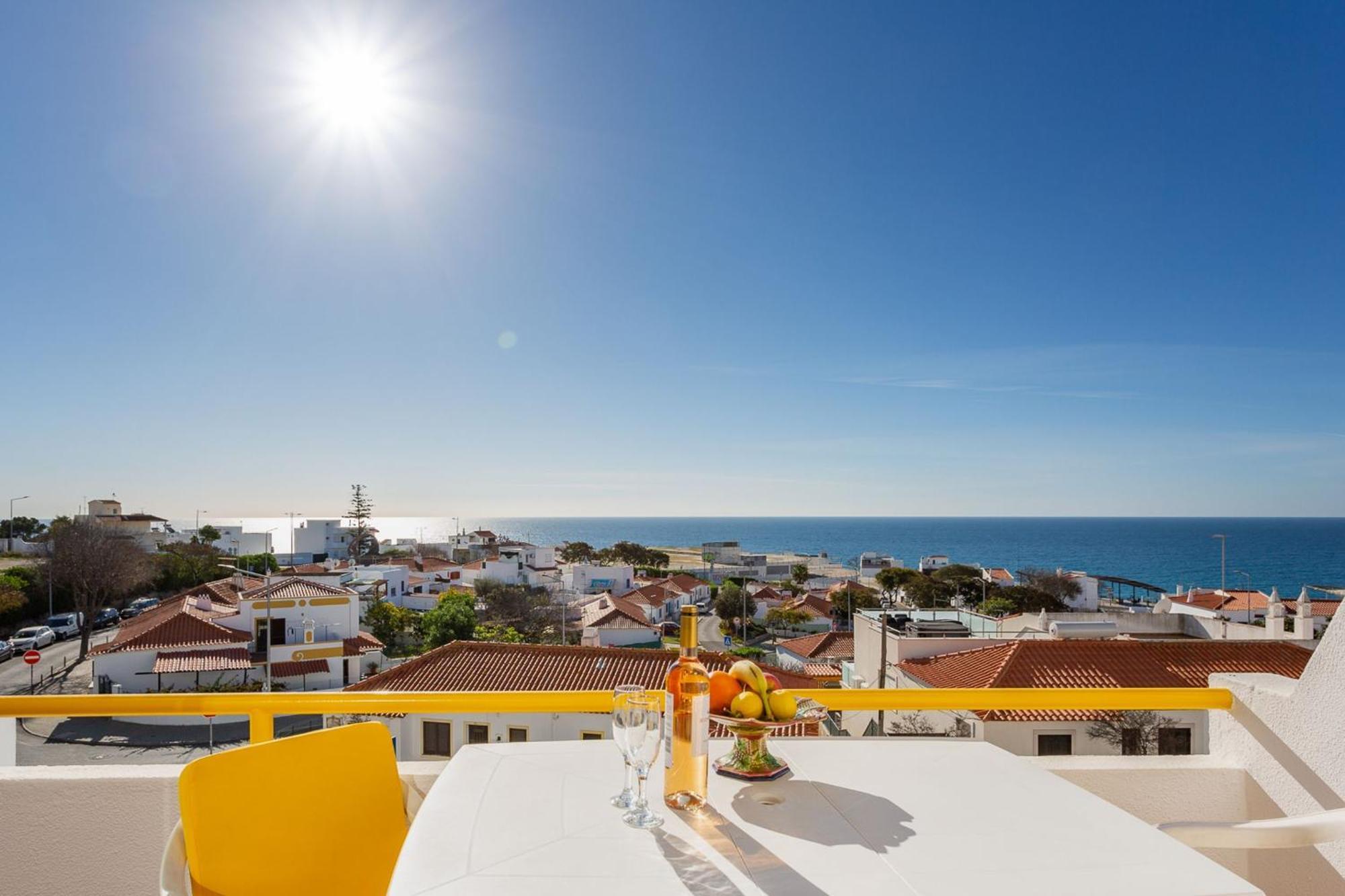 Typical T2 In Albufeira W/ Balcony By Lovelystay Eksteriør billede